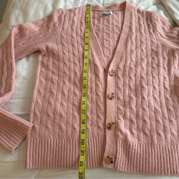 Cardigan - Picture 6 of 7